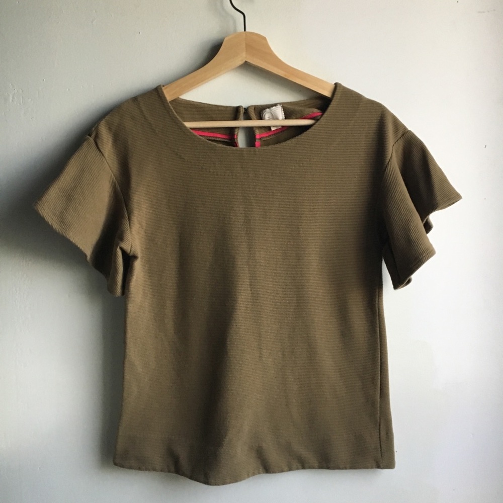 🍃Anthropologie Sage Wide Flutter Sleeve Top🍃